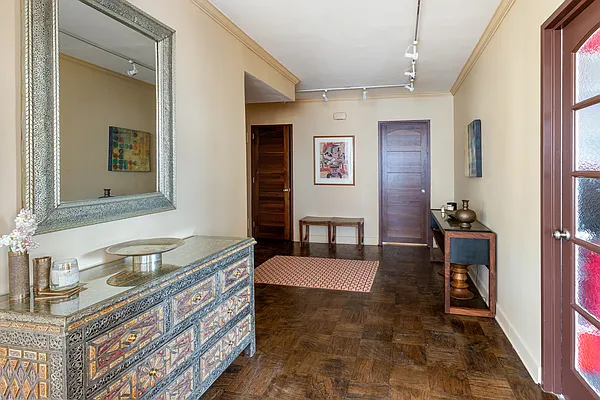 Sold by Brown Harris Stevens | media 39