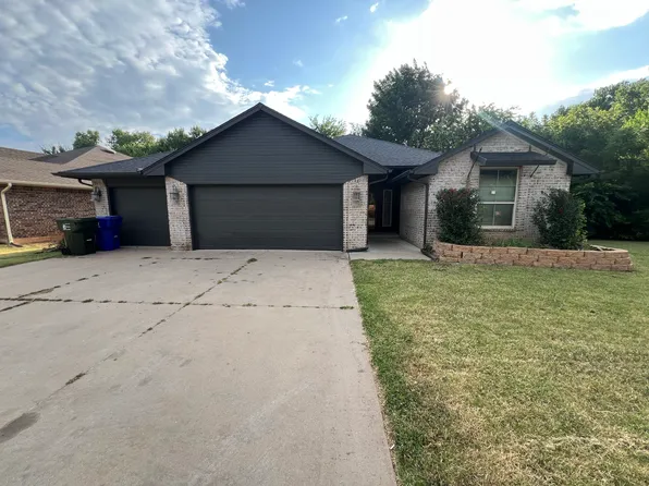 3104 Woodcrest Creek Dr, Norman, OK 73071