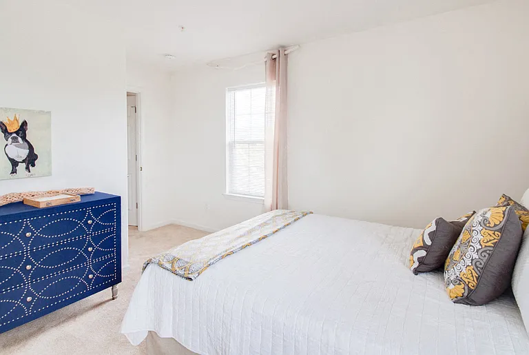 Model Bedroom