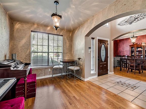 4th image of 7405 San Carlos Dr