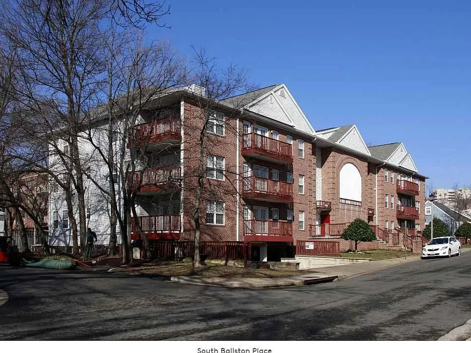 520 N Piedmont St #201