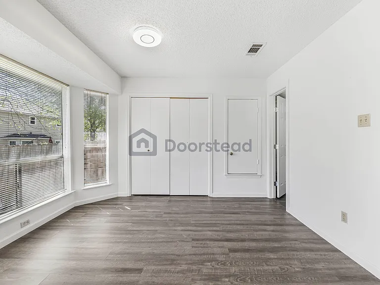 4707 Fallenash Dr — Photo 22