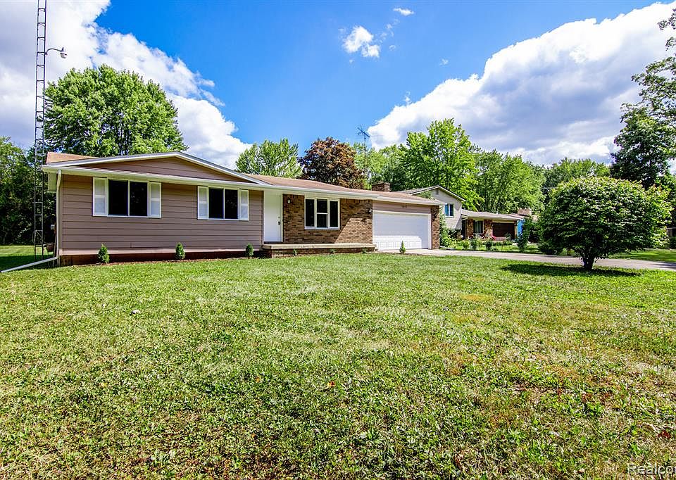 7077 Rivertown Rd, Swartz Creek, MI 48473 Zillow