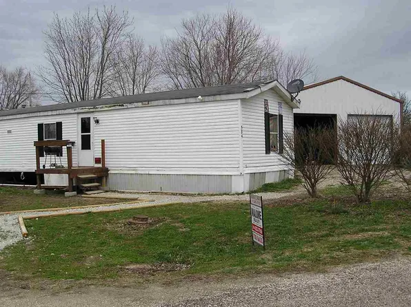 268 E Davis Ave, Universal, IN 47884