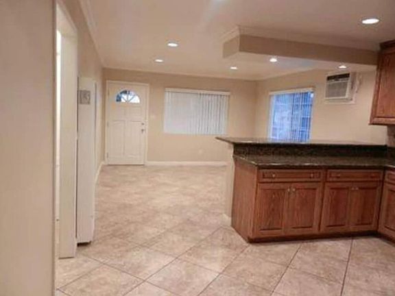 4th image of 6025 Redman Ave