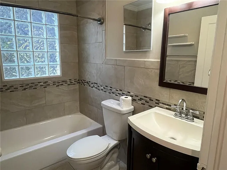 1192 Kingsley Cir — Photo 18