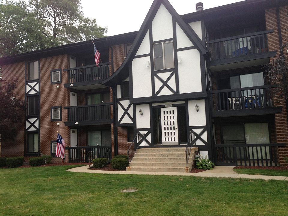 1st image of 13609 S Lamon Ave #612