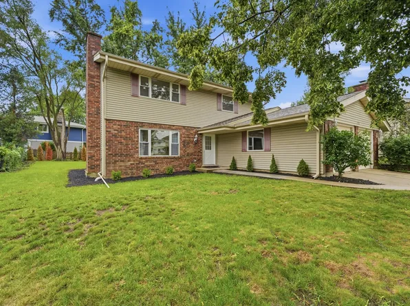 1134 Pinehurst Ln, Schaumburg, IL 60193