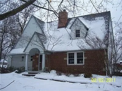 1649 S Cleveland Massillon Rd photo 1