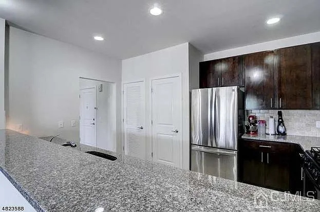 331 Pond Ln — Photo 67