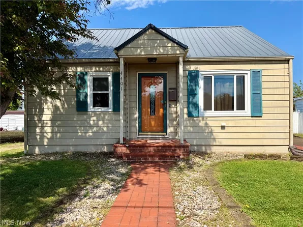 4401 9th Ave, Vienna, WV 26105