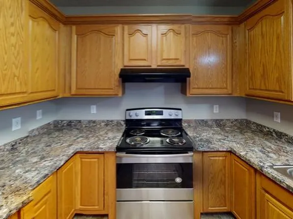 2711 Marina Rd SE #5, Mandan, ND 58554