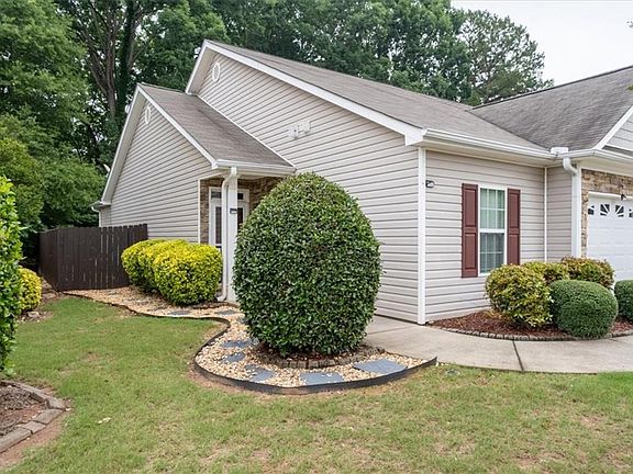5th image of 173 Linton Dr