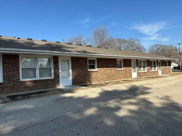 2804 Searles Ave, Rockford, IL 61101