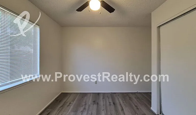 15244 Mission St — Photo 12