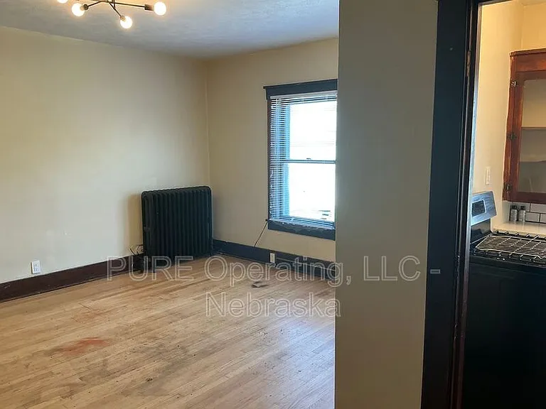 120 N 6th St — Photo 58