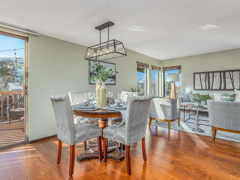 2228 E Roanoke Dr — Photo 12
