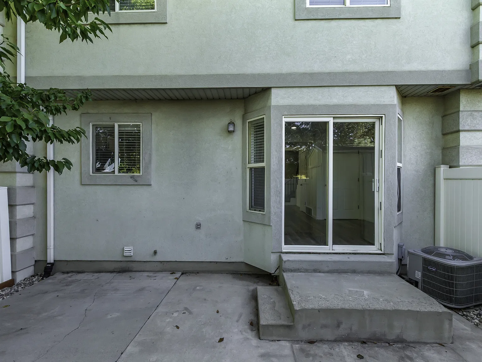 459 N 1160 E St - HC - 1 — Photo 2