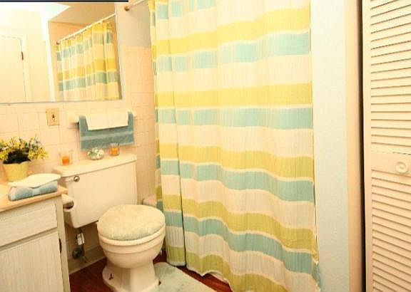 5th image of 6694 Amora Dr