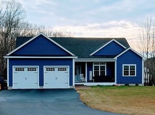 121 Pondview Rd, East Brookfield, MA 01515