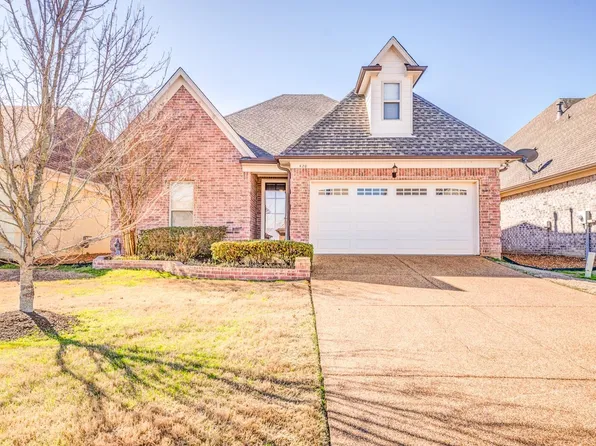 420 Saint Andrews Dr, Oakland, TN 38060