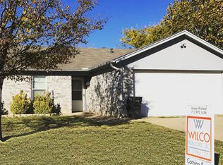 5812 Sea Breeze Ln, Fort Worth, TX 76135