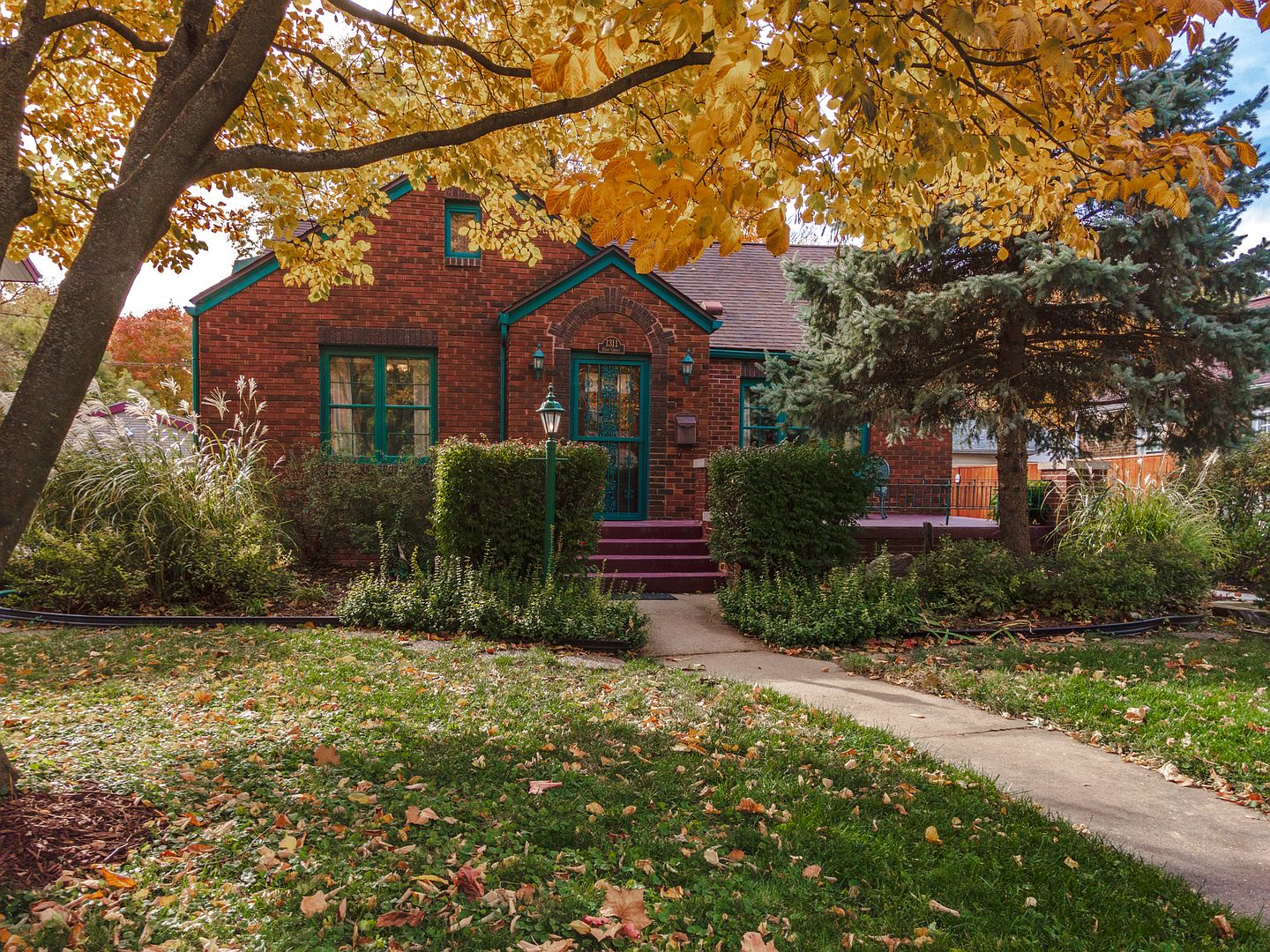 1311 E Grove St, Bloomington, IL 61701 Zillow