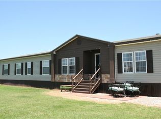 30135 Johnson Rd, Maud, OK 74854
