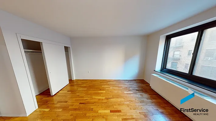 Rented by FirstService Realty (legacy) | media 18