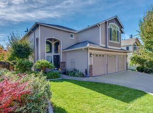 18528 33rd Ave SE, Bothell, WA 98012