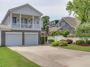 208 62nd St, Virginia Beach, VA 23451