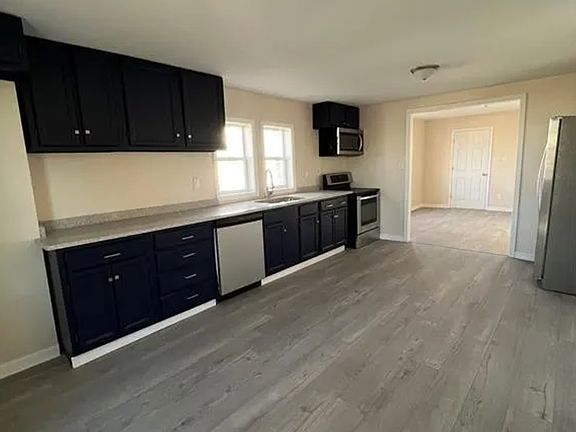 4th image of 2205 Hendricks St