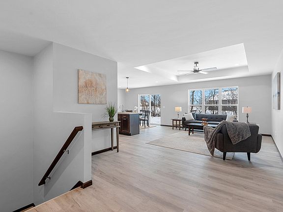 5th image of N9284 Constellation Dr