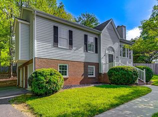 115 Embark Ct, Kernersville, NC 27284