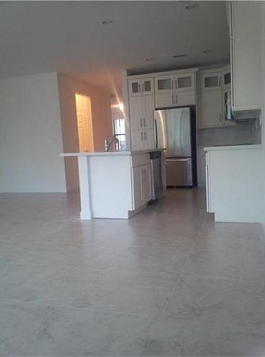 1st image of 10430 NW 58th Ter