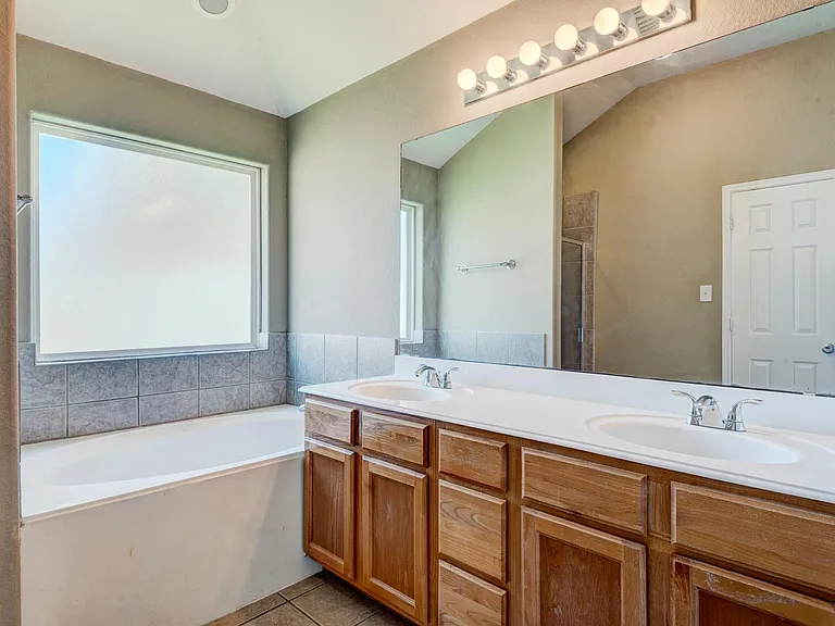 25206 Pepper Ridge Ln — Photo 19