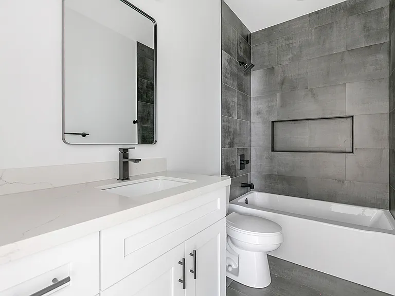 3015 Burdette St #3015 — Photo 9