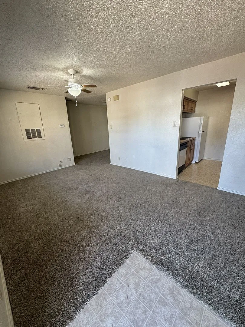 408 TEXAS — Photo 1