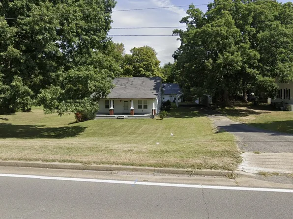 575 Dover Rd, Clarksville, TN 37042