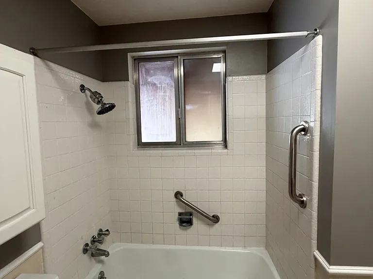 10680 S Carrington St — Photo 17