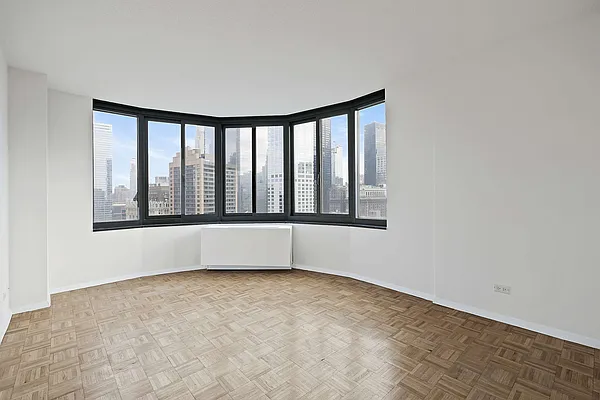 Rented by Compass | media 13