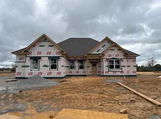 22217 Players Ln, Athens, AL 35613