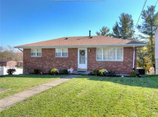 903 Centers Rd, Charleston, WV 25311