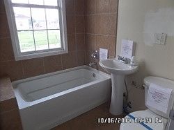 2nd image of 2044 Louisa St
