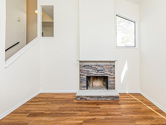 5th image of 1805 Ivystone Dr