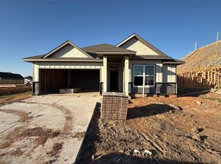 7802 Leadtree Dr, Navasota, TX 77868