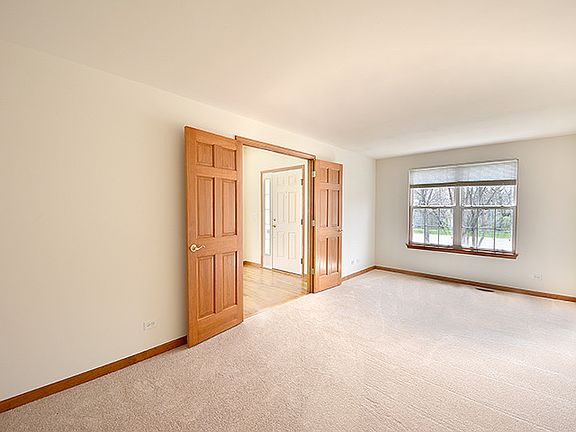 5th image of 787 Handley Ct
