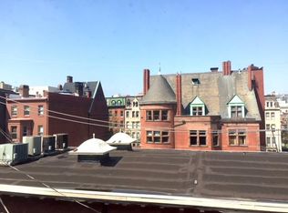 1226 N Calvert St APT 3, Baltimore, MD 21202