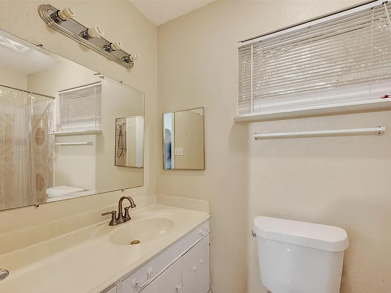 968 Garapan St — Photo 28