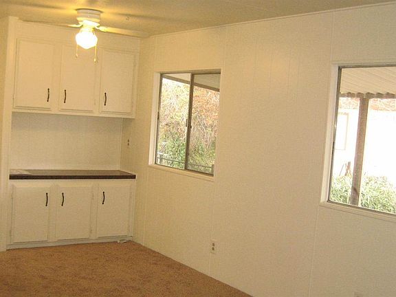 4th image of 7433 Topanga Ln #261
